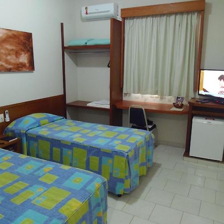 Sanare Hotel Uberlândia Buitenkant foto