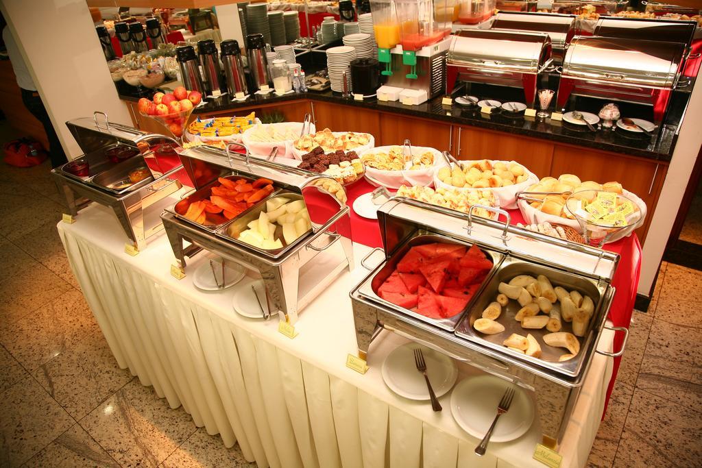 Sanare Hotel Uberlândia Buitenkant foto