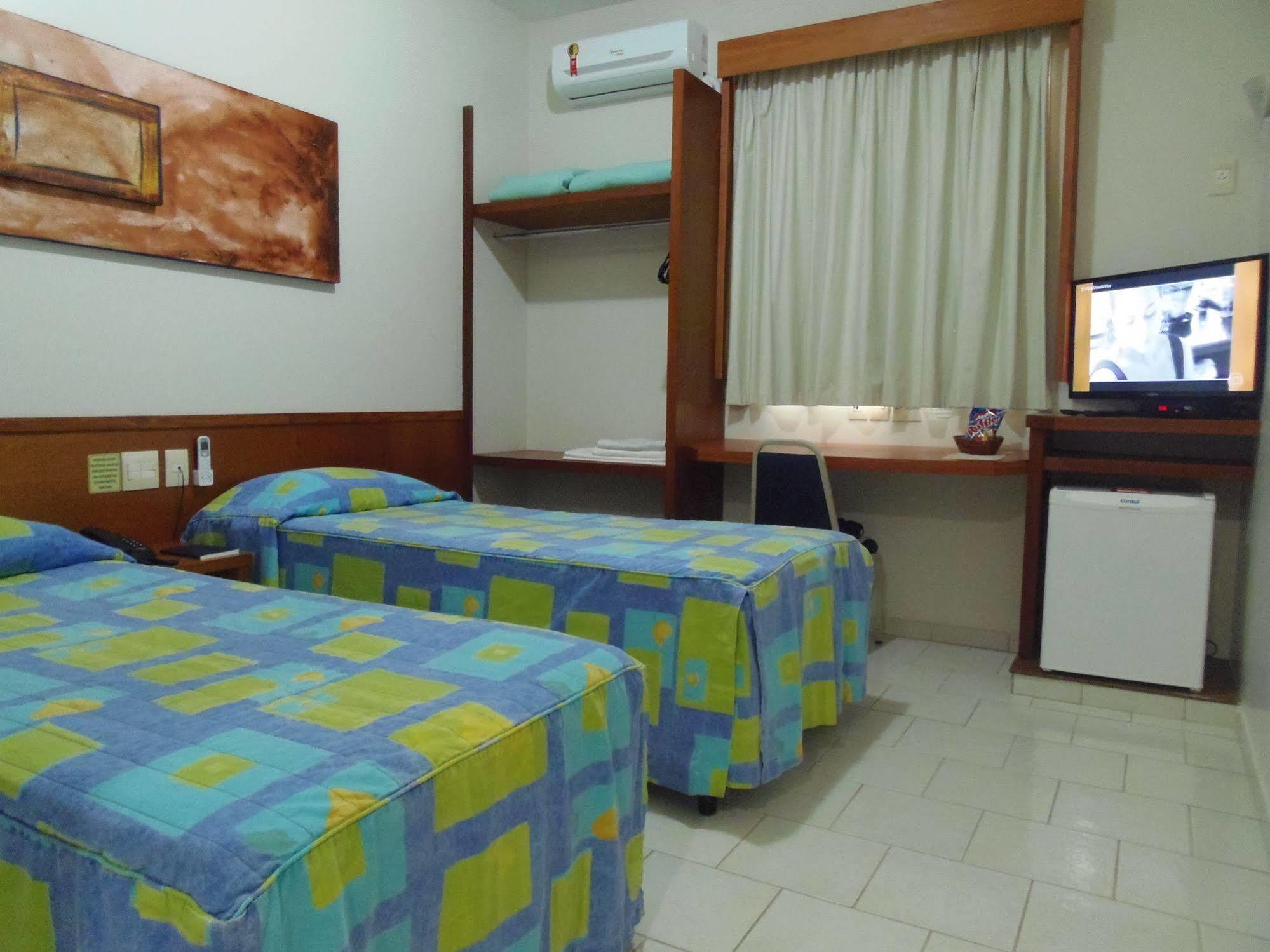 Sanare Hotel Uberlândia Buitenkant foto