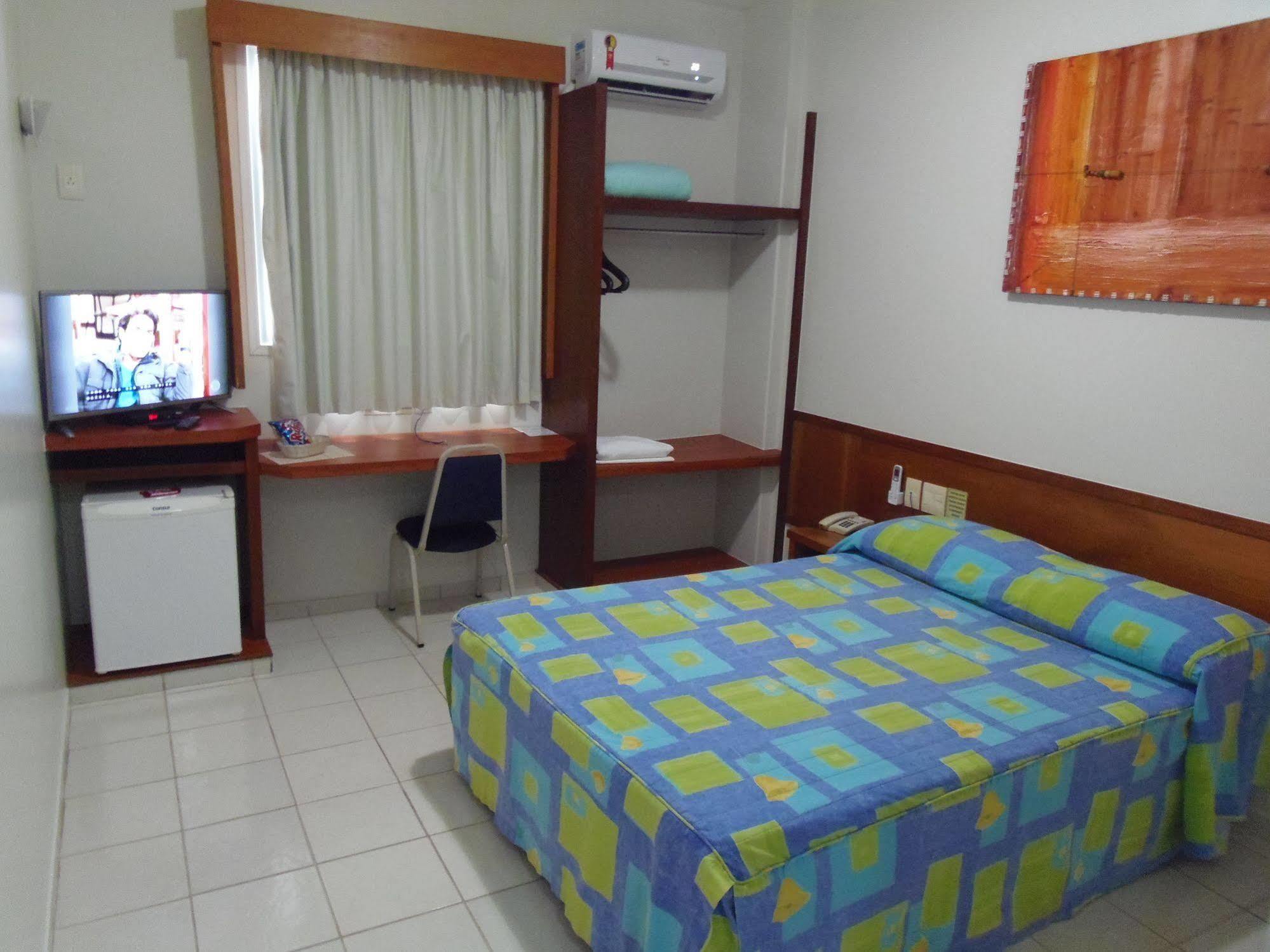 Sanare Hotel Uberlândia Buitenkant foto