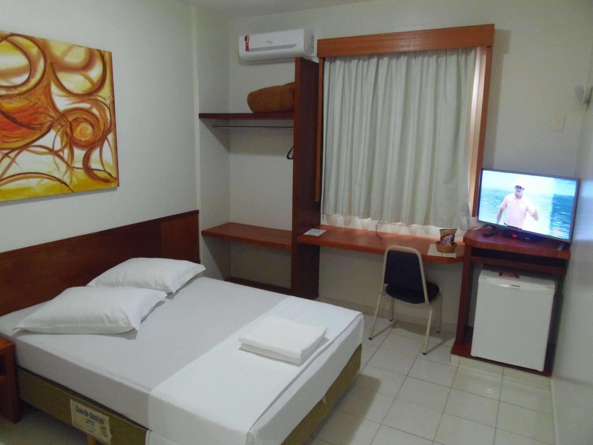 Sanare Hotel Uberlândia Buitenkant foto