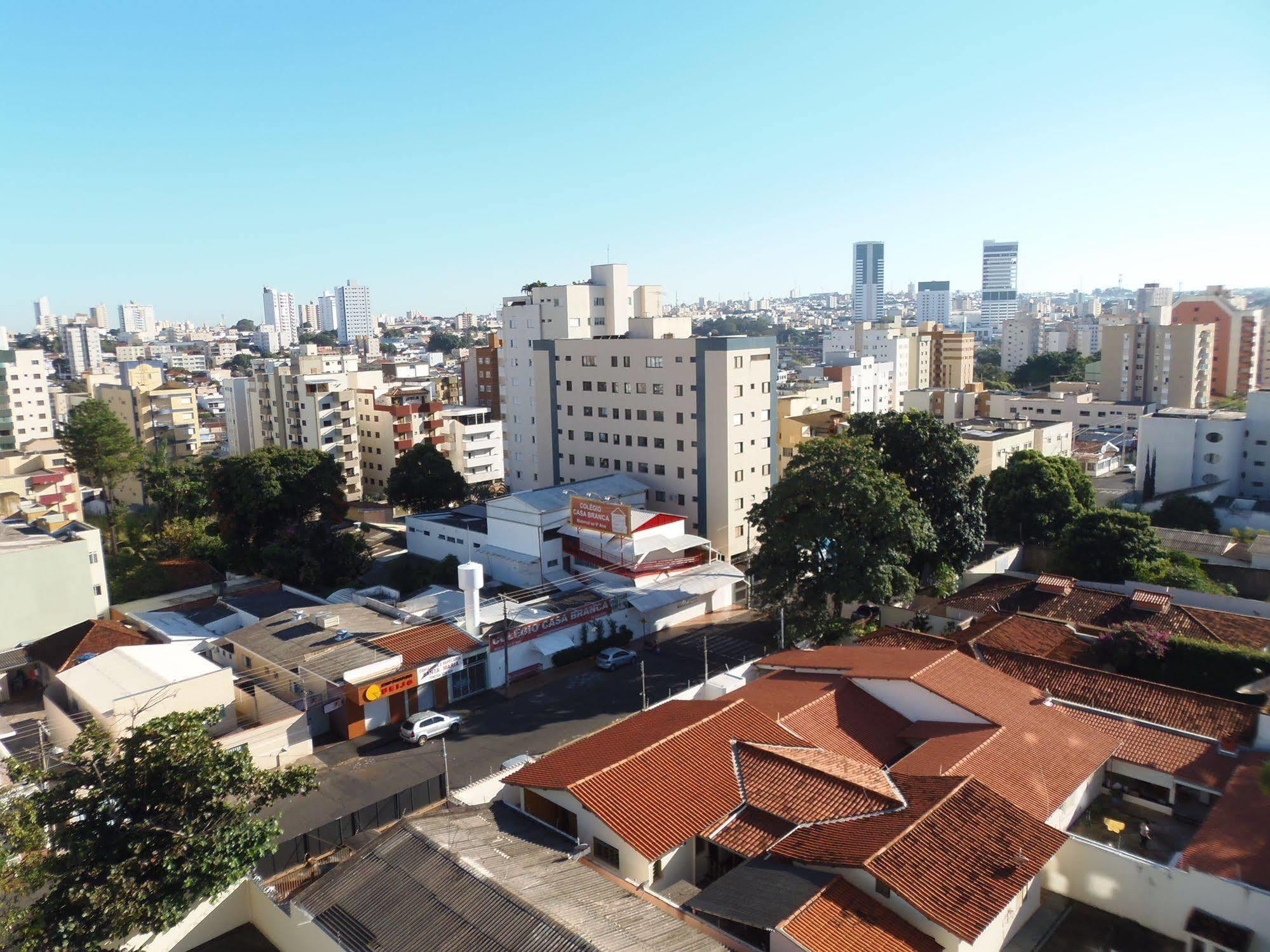 Sanare Hotel Uberlândia Buitenkant foto