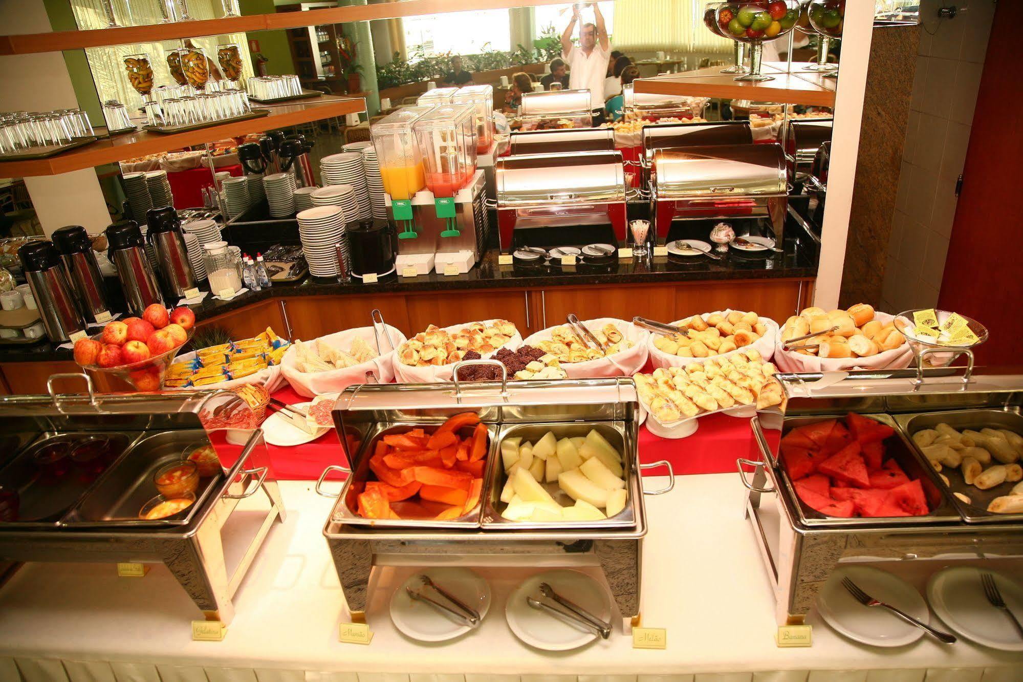 Sanare Hotel Uberlândia Buitenkant foto
